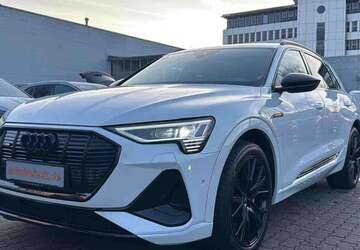 Audi e-tron 25.107 km 40.450 &euro; Hamburg 22047