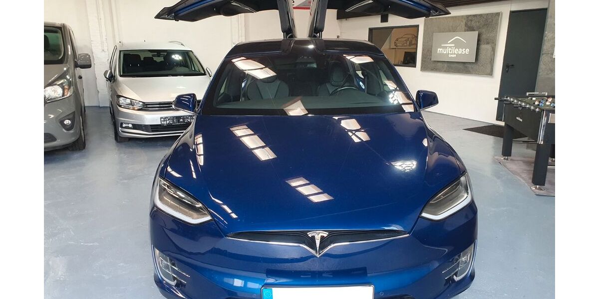 Tesla Model X 149.873 km 27.400 &euro; Hamburg 22529