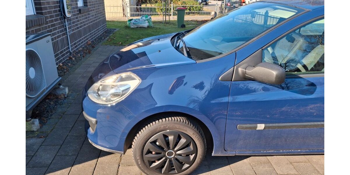 Renault Clio 20.000 km 6.500 &euro; Hamburg 22117