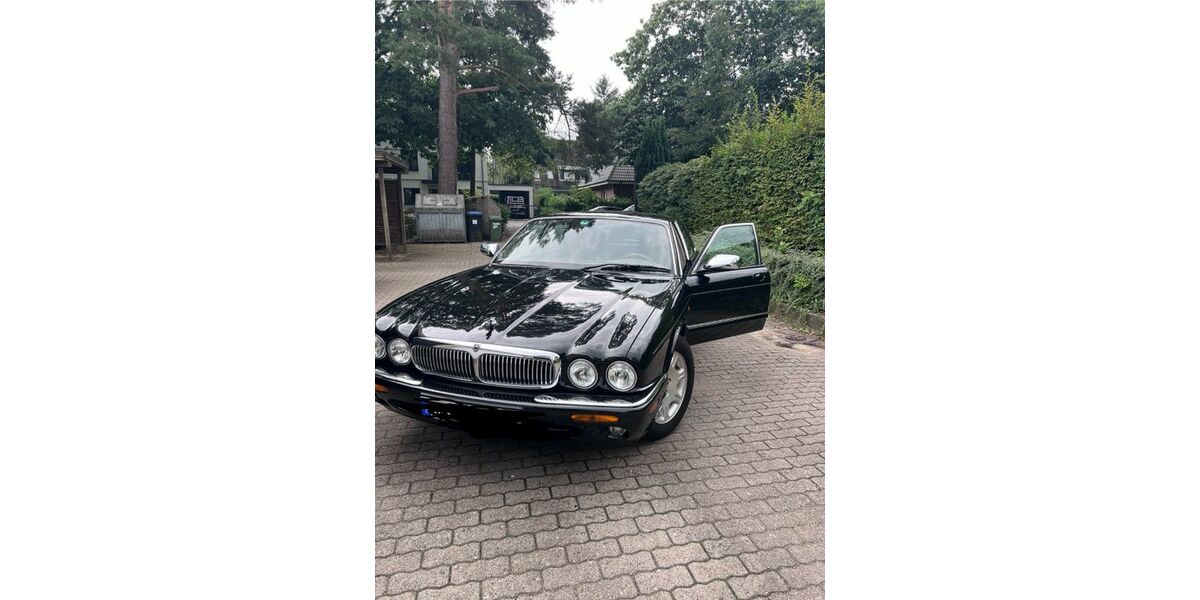 Jaguar XJ 102.700 km 20.900 &euro; Hamburg 22043