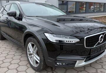 Volvo V90 Cross Country 339.900 km 16.290 &euro; Hamburg 20539