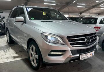 Mercedes-Benz ML 350 199.000 km 16.990 &euro; Hamburg 22043