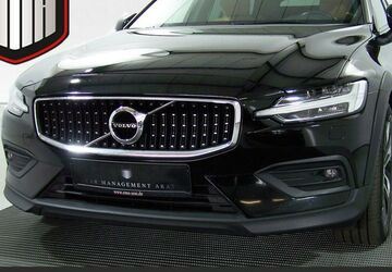 Volvo V60 Cross Country 179.533 km 24.554 &euro; Hamburg Stadtteil Horn 22119
