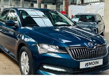 Skoda Superb 31.300 km 25.380 &euro; Hamburg 22047