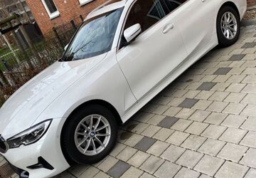 BMW 320 91.000 km 22.000 &euro; Hamburg 21107