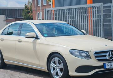 Mercedes-Benz E 200 540.000 km 6.200 &euro; Hamburg 20539