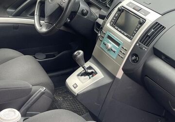 Toyota Corolla Verso 105.000 km 5.990 &euro; Hamburg 22309