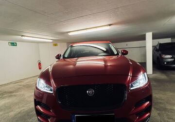 Jaguar F-Pace 122.000 km 15.800 &euro; Hamburg 22179