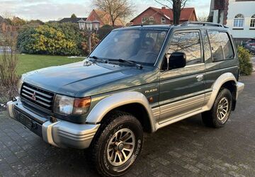 Mitsubishi Pajero 242.134 km 5.650 &euro; Braak 22145