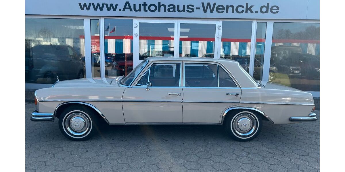 Mercedes-Benz 250 55.000 km 19.970 &euro; Winsen (Luhe) 21423