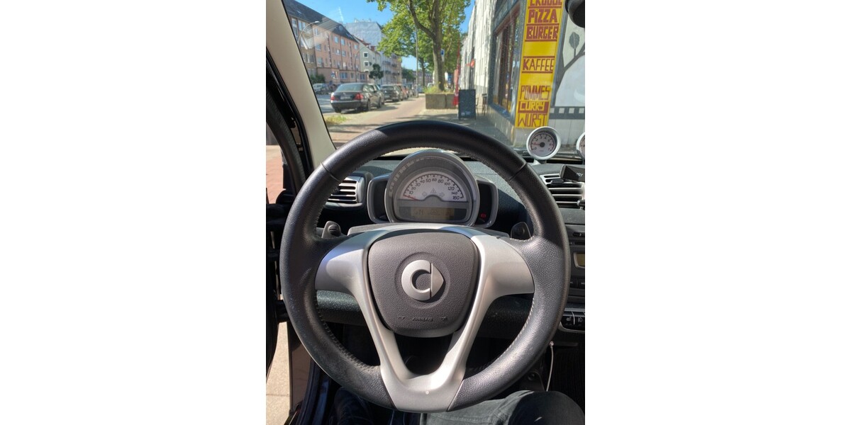 Smart ForTwo 127.000 km 6.850 &euro; Hamburg 20038