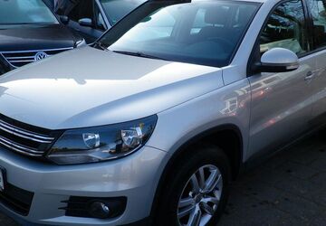 VW Tiguan 133.540 km 9.490 &euro; Buxtehude 21614