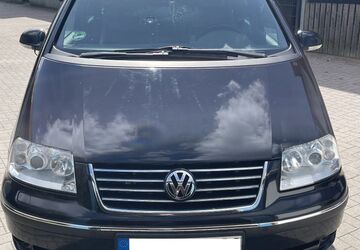 VW Sharan 326.100 km 6.399 &euro; Hamburg 21107