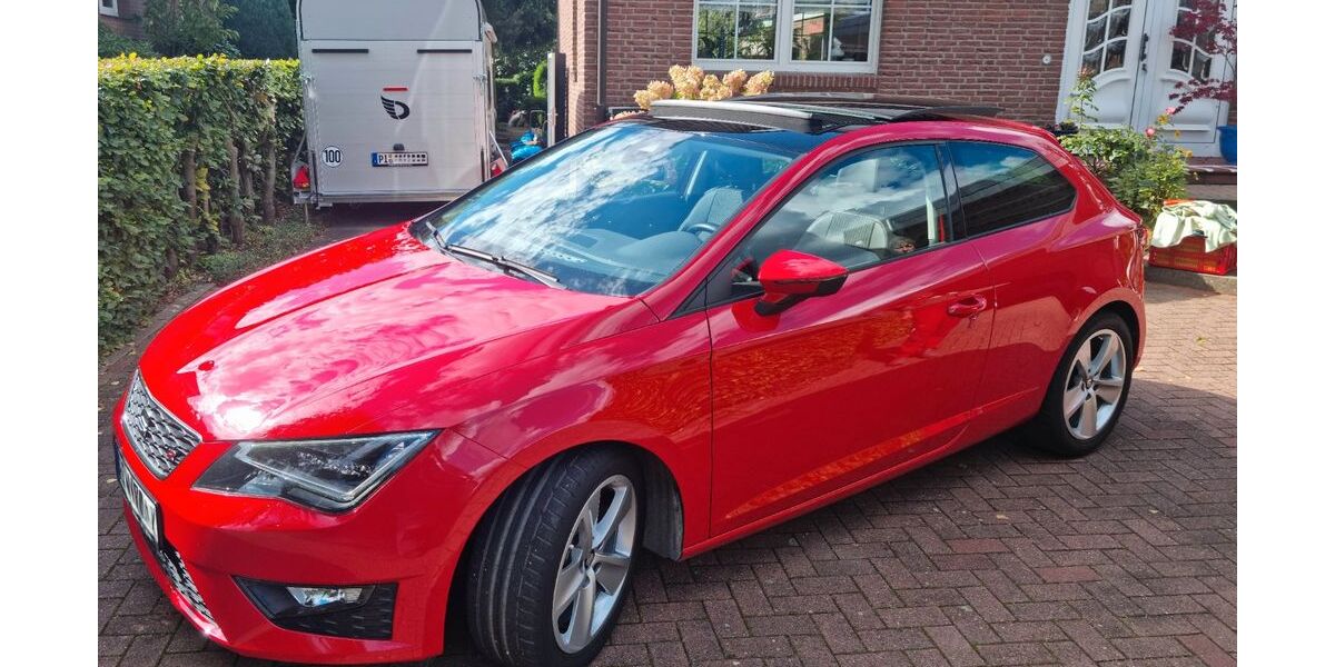 Seat Leon 65.598 km 13.990 &euro; Halstenbek 25469