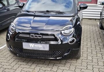 Fiat 500e 20.610 km 15.650 &euro; Hamburg 22525