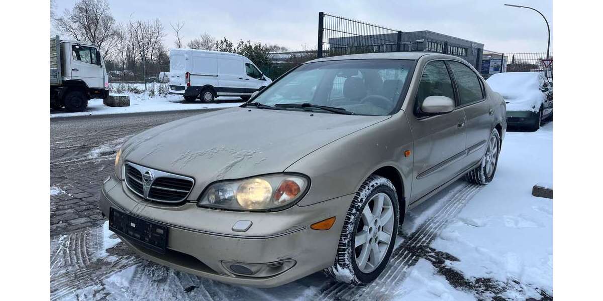 Nissan Maxima 342.000 km 1.890 &euro; Hamburg 20539