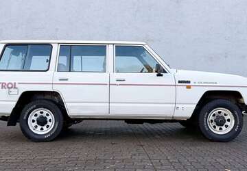 Nissan Patrol 249.700 km 18.400 &euro; Hamburg 22529