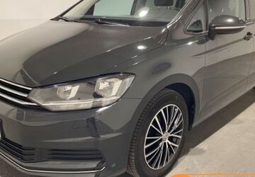 VW Touran 175.000 km 16.750 &euro; Norderstedt 22848