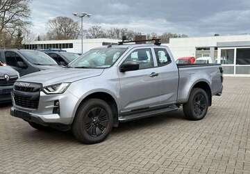 Isuzu D-Max 61.188 km 33.915 &euro; Norderstedt 22851