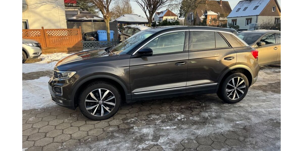 VW T-Roc 188.000 km 12.990 &euro; Stelle 21435