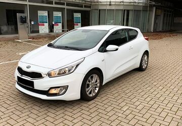 Kia pro ceed / ProCeed 117.167 km 5.800 &euro; Norderstedt 22850