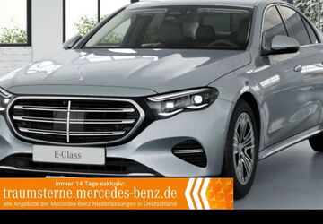 Mercedes-Benz E 220 6.841 km 51.990 &euro; Hamburg 22047