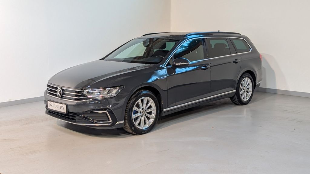 VW Passat Variant 54.000 km 20.975 &euro; Ellerhoop bei Hamburg 25373