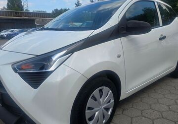 Toyota Aygo (X) 73.000 km 6.750 &euro; Hamburg 21079