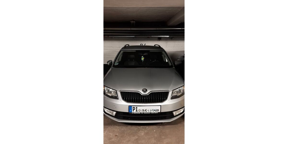 Skoda Octavia 252.500 km 7.600 &euro; Pinneberg 25421