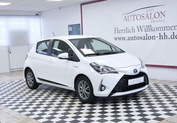 Toyota Yaris 61.579 km 14.499 &euro; Hamburg 22399