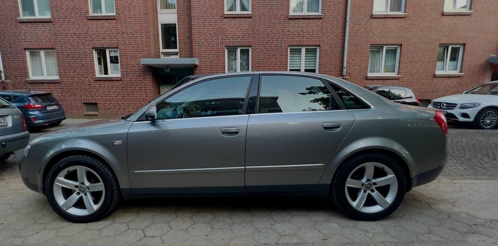 Audi A4 230.000 km 4.800 &euro; Hamburg 20038