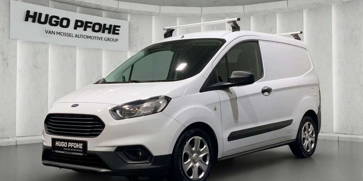 Ford Transit Courier 50.583 km 15.790 &euro; Hamburg 22335
