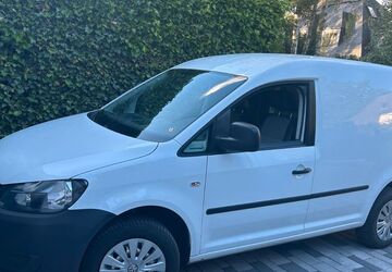 VW Caddy 124.000 km 6.500 &euro; Hamburg 22359