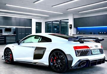 Audi R8 1.950 km 259.900 &euro; Hamburg 22047