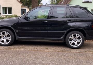 BMW X5 215.000 km 11.500 &euro; Hamburg 20095