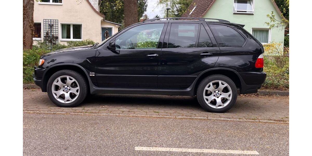 BMW X5 215.000 km 11.500 &euro; Hamburg 20095