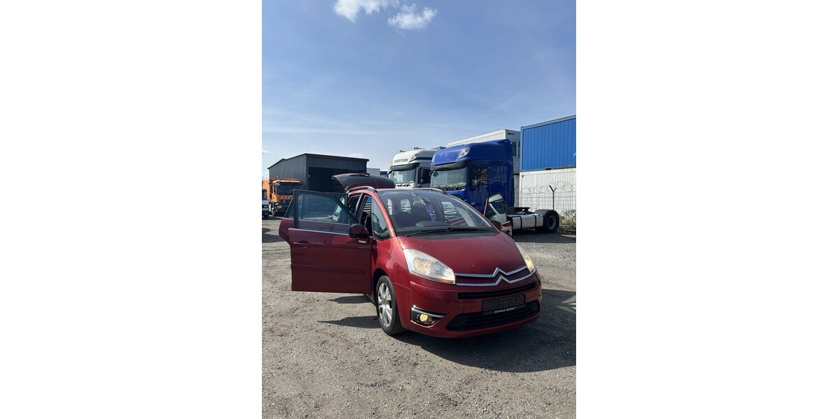 Citroen C4 Grand Picasso 158.836 km 4.999 &euro; Hamburg 20038