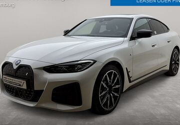 BMW i4 17.888 km 42.354 &euro; Barsbüttel bei Hamburg 22885