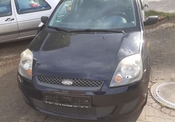 Ford Fiesta 147.500 km 2.200 &euro; Hamburg 21147