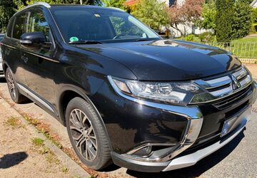 Mitsubishi Outlander 183.334 km 11.800 &euro; Hamburg 22399