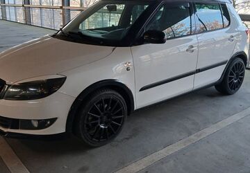 Skoda Fabia 177.000 km 7.490 &euro; Rosengarten 21224