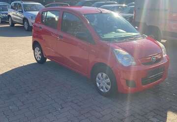 Daihatsu Cuore 67.151 km 2.490 &euro; Hamburg 21107