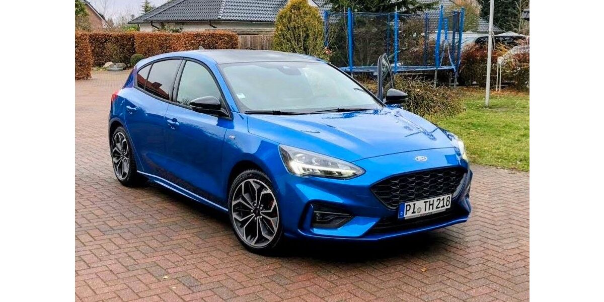 Ford Focus 101.000 km 15.000 &euro; Heist 25492