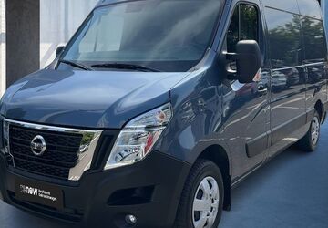 Nissan Interstar 13.608 km 28.990 &euro; Hamburg 22763