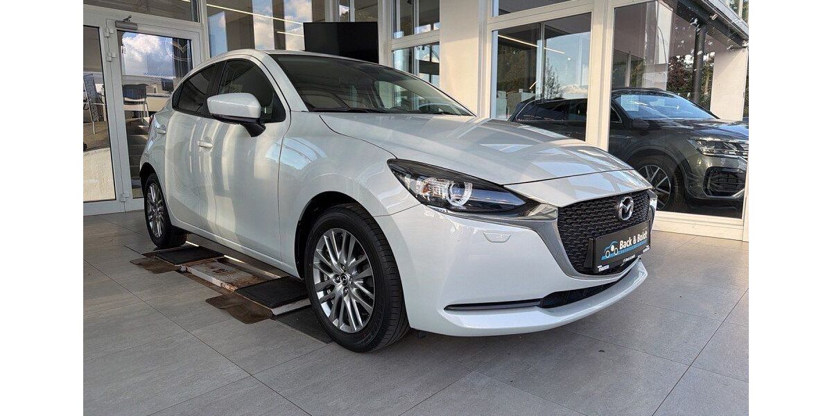 Mazda 2 57.408 km 15.950 &euro; Hamburg 22761