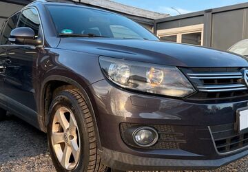 VW Tiguan 197.651 km 9.990 &euro; Hamburg 22179