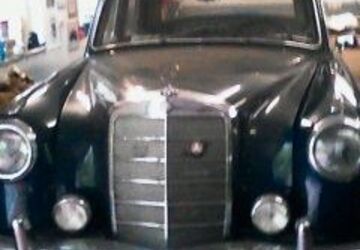 Mercedes-Benz 220 28.511 km 14.500 &euro; Wandsbek 22047