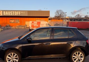 Skoda Fabia 104.000 km 8.900 &euro; Hamburg 22297