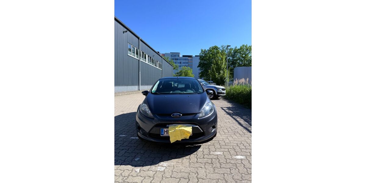 Ford Fiesta 62.500 km 3.900 &euro; Hamburg 21033