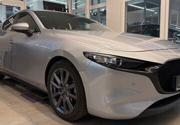 Mazda 3 38.919 km 21.450 &euro; Hamburg 22761